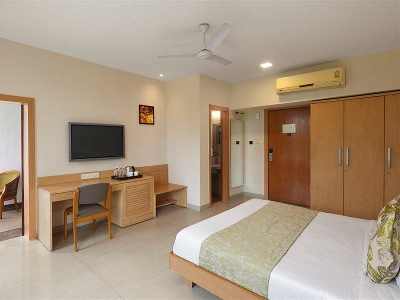 Mango Suites Select Mahape Navi Mumbai Exterior foto